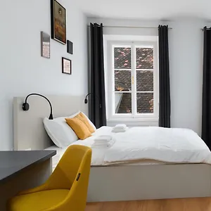 https://primus-apartments.hotels-in-ljubljana.com